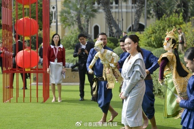 去承担防守